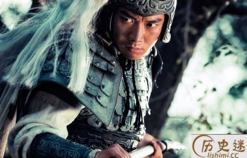 刘备称王后为什么弃用赵云