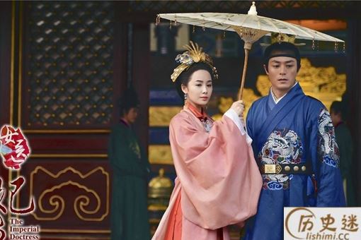 被瓦剌抓的明英宗朱祁镇为什么会被放回来