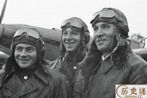 苏联民用飞机副驾驶员劫持飞机迫降在中国是怎么回事