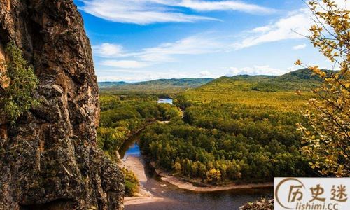 长白山青铜门是否真的存在