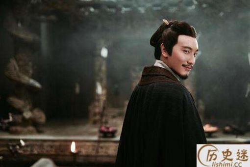 赤壁之战贾诩为什么不帮曹操出谋划策