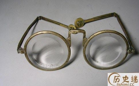 古人的眼镜长什么样子