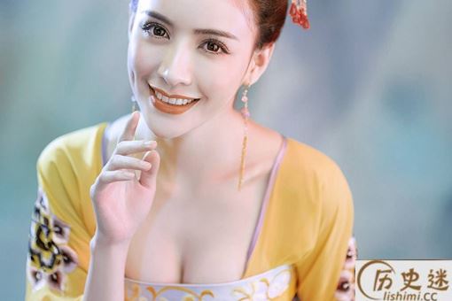 袁天罡看到幼年的武则天为何会吓尿了啊