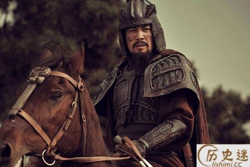 刘备为什么能在涿县这个新手村招募到两位顶级武将啊