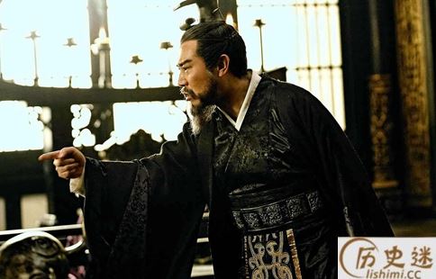 曹操把三个女儿都嫁给汉献帝是为什么