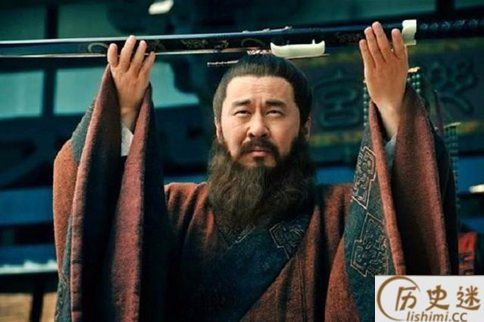 曹操统一北方后为什么不让汉献帝禅位自己称帝