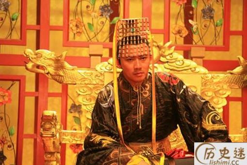 历史上两位最能隐忍的皇帝:不是不报时候未到!