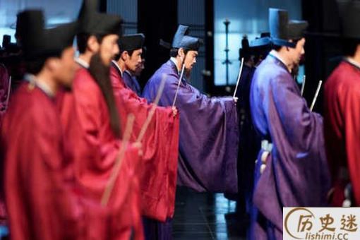 历史上鲁宗道上朝迟到为什么皇帝还要奖赏他