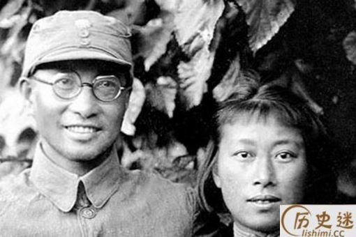 一军中女护士当年救下一小兵,22年后小兵成为了司令