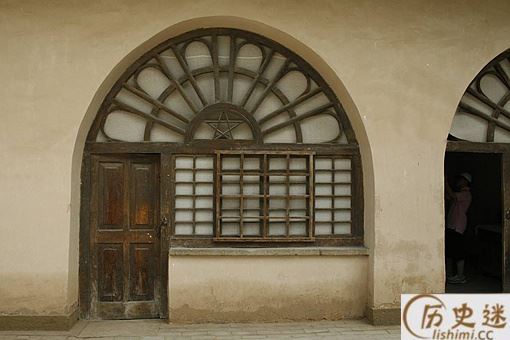 中国古代纸做的窗户纸是怎么防止别人偷窥的