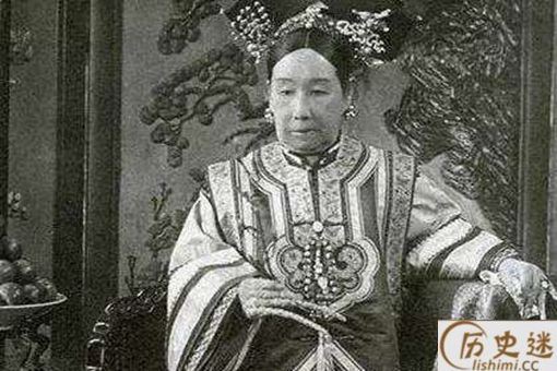 慈禧第一次看到灯泡的时候说了句什么让人捧腹大笑