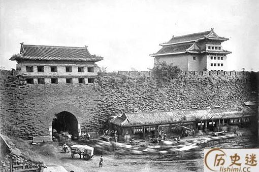 俯视北京城为什么西北角缺了一块