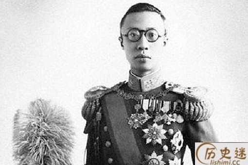 溥仪小时候宫女对他做了什么