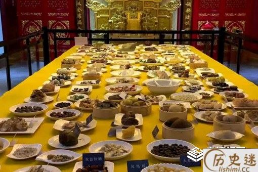 古代皇帝吃剩下的饭菜都怎么处理的