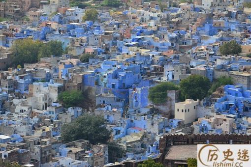 波斯人为什么要把罗马皇帝剥皮、填草、挂墙上