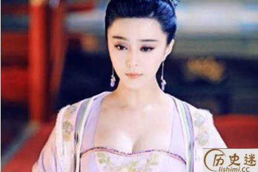 唐朝女人为什么都喜欢坦胸露乳