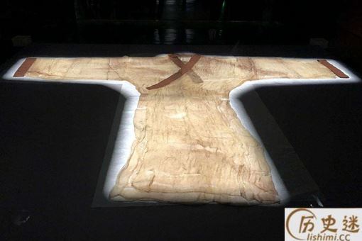 日本为何一直向中国索要辛追夫人的头发,中国又为何半根都不给