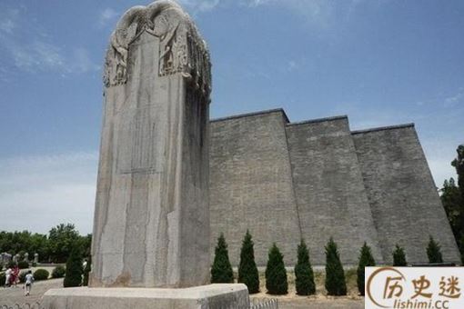 唐高宗武则天的乾陵无头石像是怎么回事