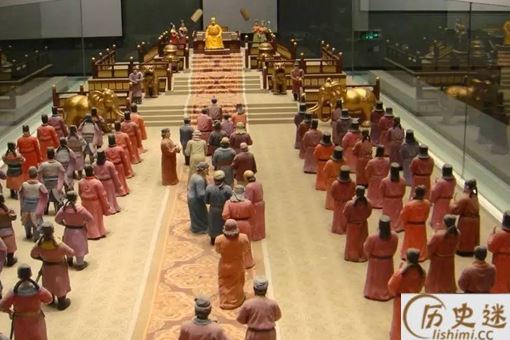 古代官员几点上朝