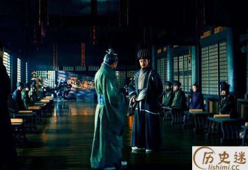 诸葛亮为什么总喜欢拿把扇子