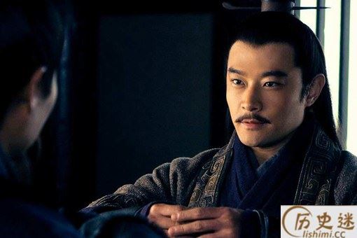 周瑜与诸葛亮相差多少岁