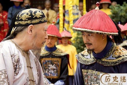 和珅让自己亲戚看管赃款不怕贪污被暴露么