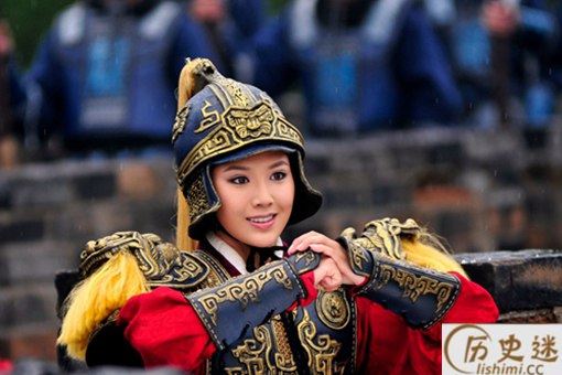 花木兰从军十二年,为什么一直没被发现是女扮男装