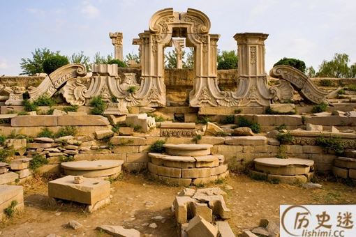 为什么圆明园被烧紫禁城却完好无损