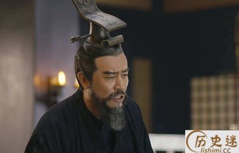 黄盖苦肉计为什么能把曹操骗了