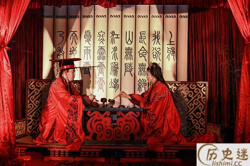 夫妻为什么被称为两口子