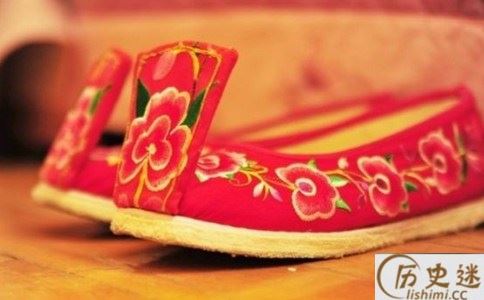 古人的鞋子长什么样