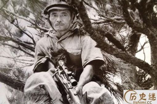 日本狙击手会把自己绑在树上直到战死