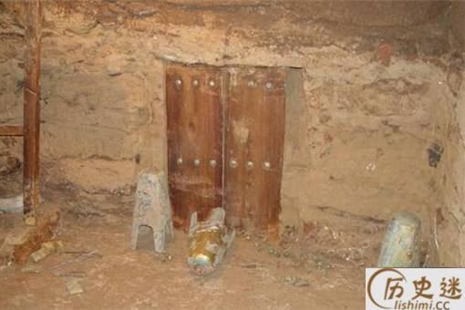 辽国人去世之后为何要将尸体带个面具挂在树上