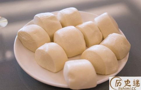馒头是诸葛亮发明的么