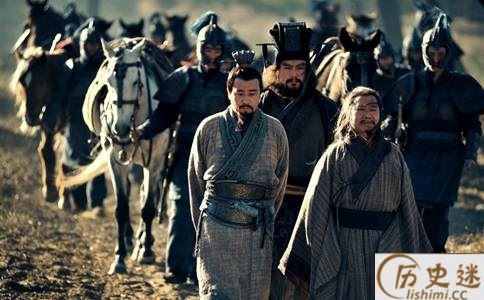 庞统投靠过刘备孙权,为什么不选择势力更大的曹操