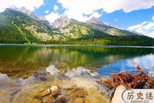 万水千山总是情下一句