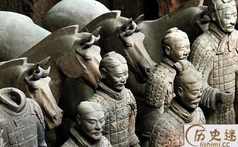 埃及金字塔和秦始皇陵哪个建造难度大