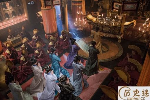 乾隆的皇后年薪有多少