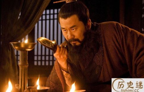 曹操一生的贡献到底是正面大于负面还是负面大于正面