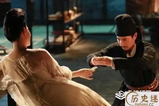 武则天养男宠是因为什么