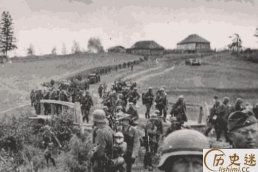 苏联奇葩军官,战前开会一直开到全军被俘