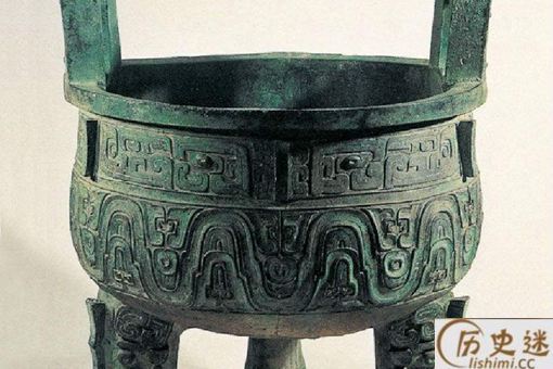 秦武王举鼎而死是怎么回事