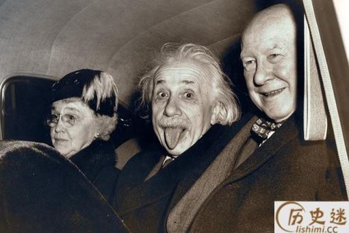 爱因斯坦为什么要吐舌头？那张照片是真的吗？