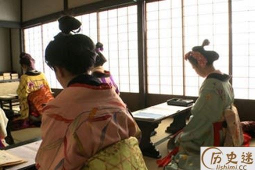 屁负比丘尼在日本古代是什么职业