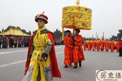 掏龙种夹凤眼什么意思