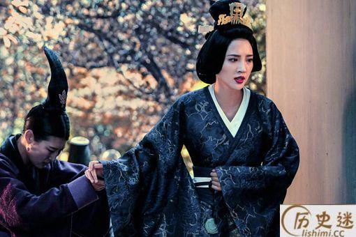 曹丕喜欢郭照还是甄宓