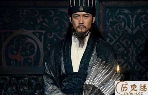 空城计诸葛亮安排人扫大街是什么意思