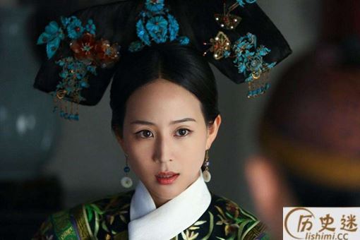 清代妃子怎么都是用被子包起来抬进寝宫的