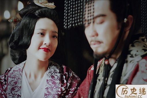 曹丕喜欢郭照还是甄宓