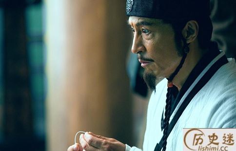 诸葛亮北伐每天吃多少睡多久